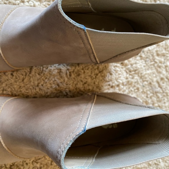 Sorel booties - Picture 4 of 7